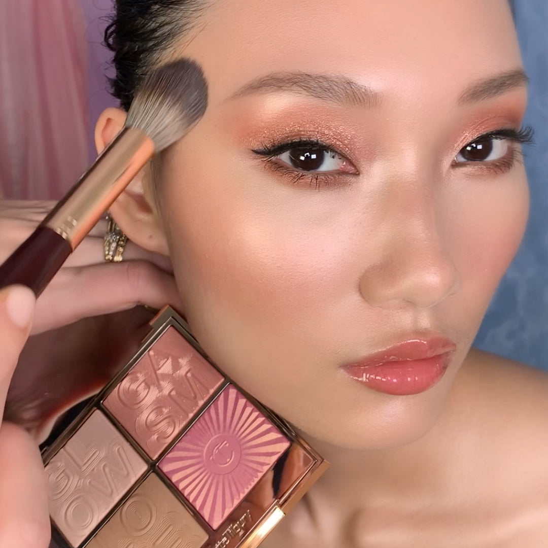 Charlotte Tilbury Glowgasm Face Palette – Lightgasm
