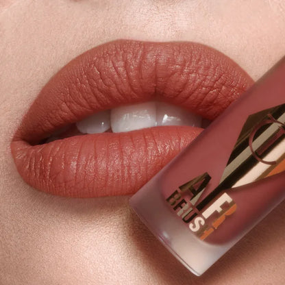 Charlotte Tilbury Airbrush Flawless Lip Blur – Honey Blur (4ml)
