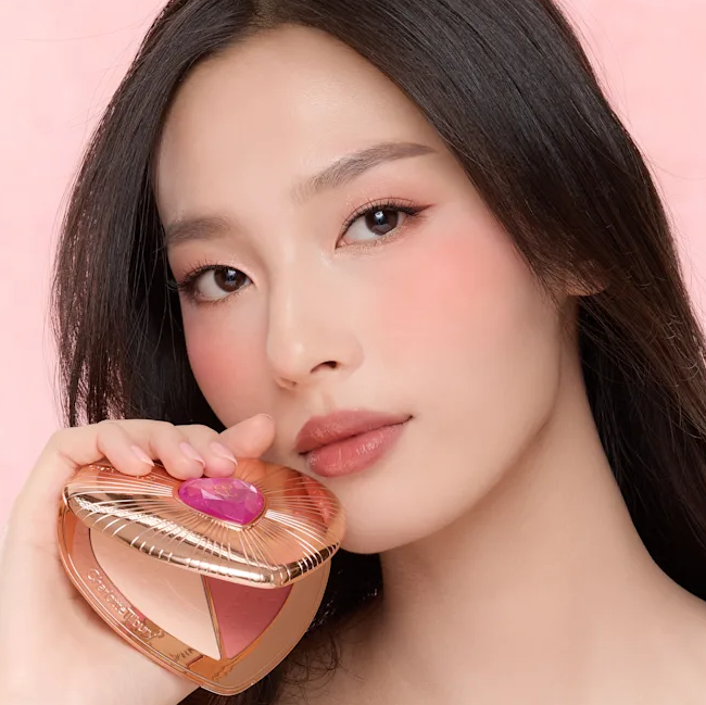 Charlotte Tilbury Pillow Talk Beauty Soulmates Palette – Flawless Peach (Limited Edition)